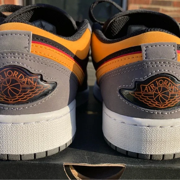 Jordan 1s - Picture 11 of 12